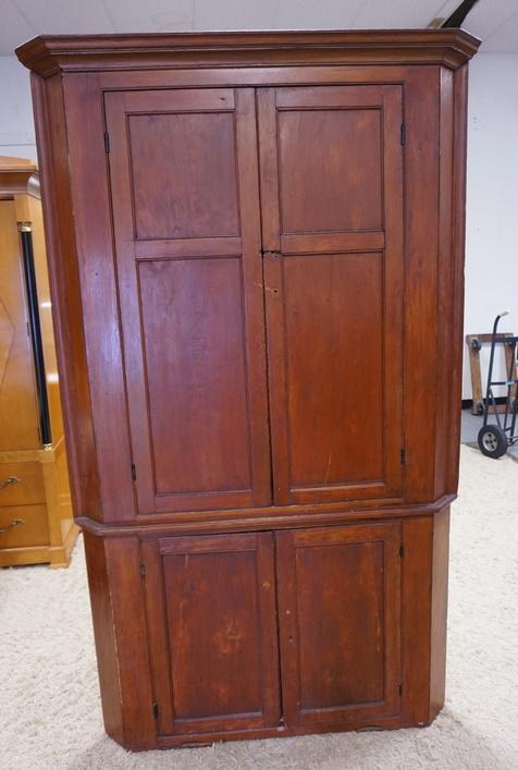 ANTIQUE CORNER CABINET (1 of 2)