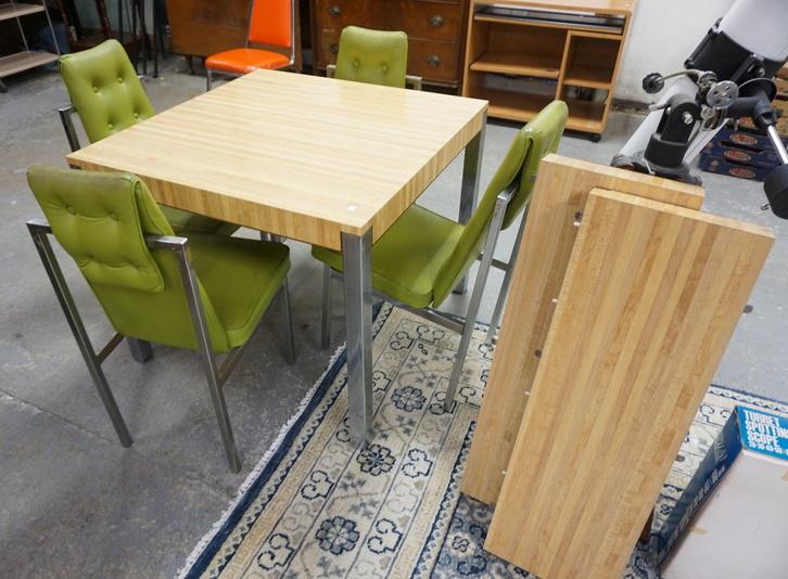 MODERN DINING SET: MODERN DINING SET, TABLE WITH 2 LEAVES AND 4 VINYL CHAIRS, CHAIRS NEED CLEANING