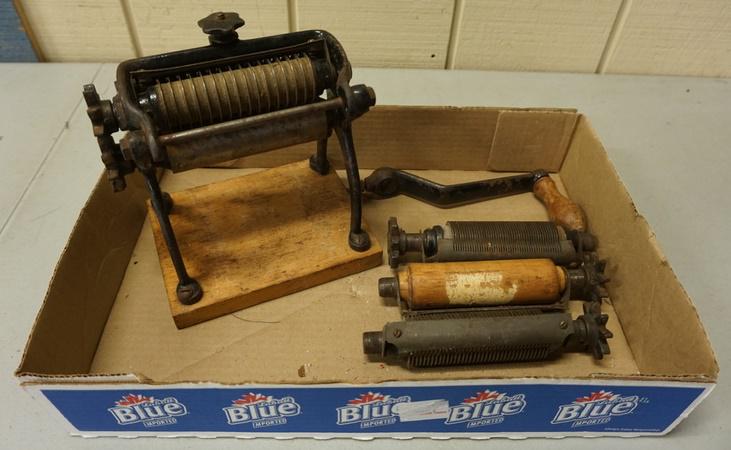 PASTA CUTTER (1 of 1)