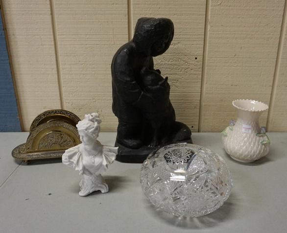 5 PC LOT W/BELLEEK, ESKIMO STATUE, ETC (1 of 1)