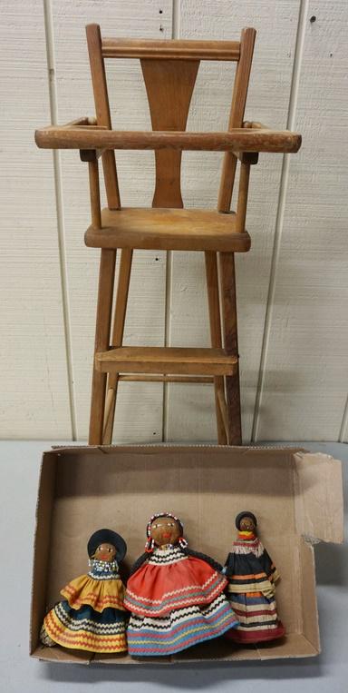DOLL HIGH CHAIR & 3 SMALL DOLLS (1 of 1)
