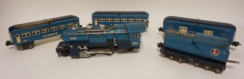 LIONEL BLUE COMET 5 PC TRAIN SET (1 of 4)