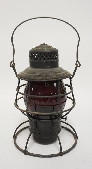 NY,NH & H RAILROAD LANTERN RED GLOBE (1 of 3)