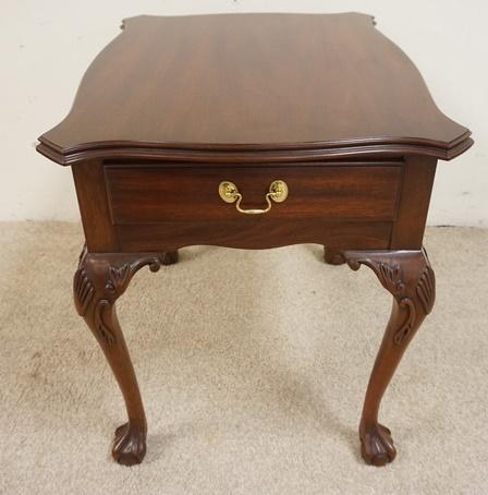 HENKEL HARRIS 1 DRW END TABLE (1 of 3)