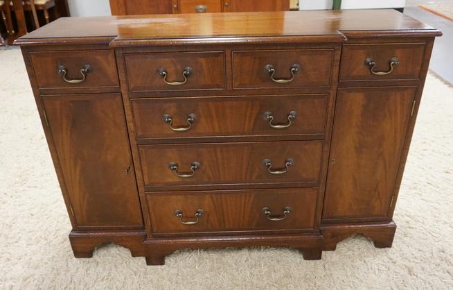 MAHOGANY SERVER (1 of 2)