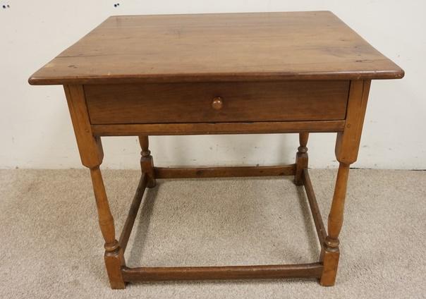 ANTIQUE TAVERN TABLE W/1 DRW (1 of 2)