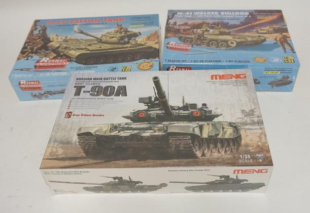 3 TANK MODELS SEALED IN BOX (1 of 1)
