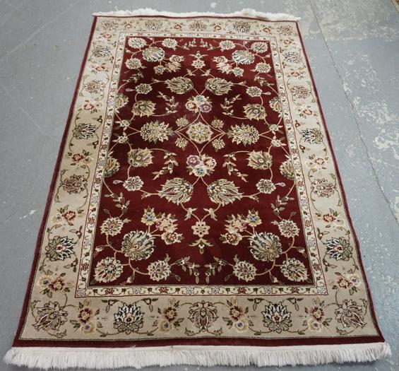 ORIENTAL THROW RUG: ORIENTAL THROW RUG 5 FT 10 IN X 3 FT 10 IN
