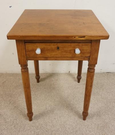 ANTIQUE COUNTRY PINE 1 DRW STAND (1 of 2)