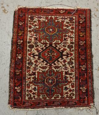ORIENTAL THROW RUG (1 of 3)