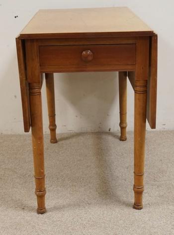DROP LEAF TABLE W/ DOVETAILED DRAWER & TURNED LEGS (1 of 3)