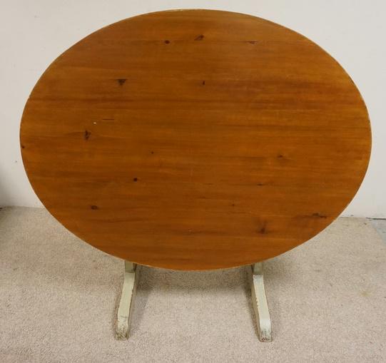 OVAL COUNTRY PINE FLIP TOP TAVERN TABLE (1 of 3)