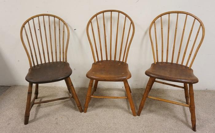 3 HOOP BACK WINDSOR CHAIRS 2 ARE MATCHED (1 of 2)