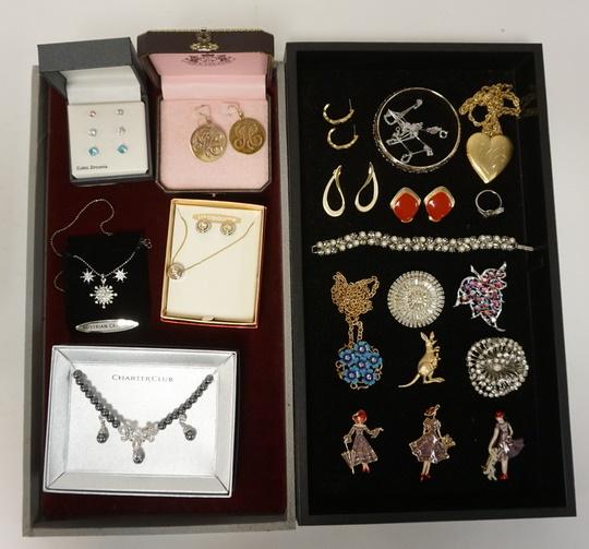 JEWELRY LOT: LOT OF COSTUME JEWELRY INCLUDING JUICY COUTURE, CHARTER CLUB, AUSTRIAN CRYSTAL, LIZ CLAIBORNE, ETC