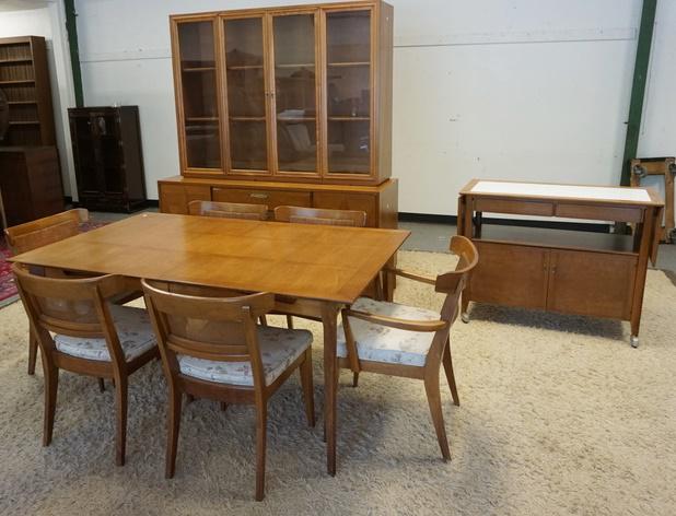 MCM DINING ROOM SET (1 of 6)