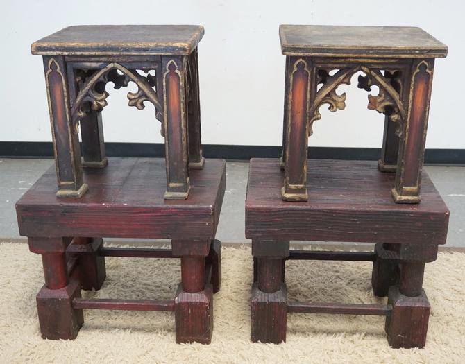 GOTHIC STANDS: GOTHIC STANDS
