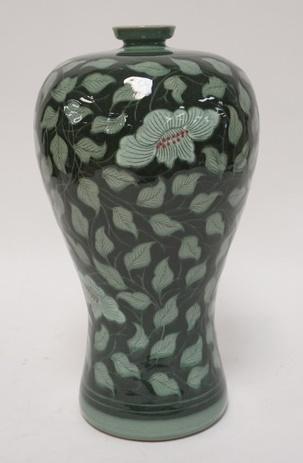 ASIAN DECORATED CELADON VASE (1 of 3)