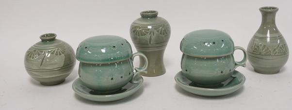 5 PC CELADON LOT (1 of 3)