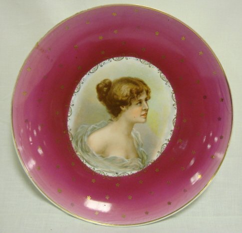 VICTORIAN AUSTRIA WALL PORTRAIT PLATE, 11 3/4 IN 