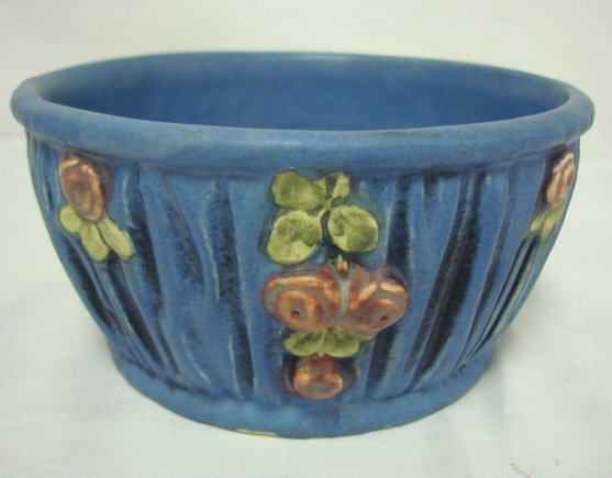 WELLER ART POTTERY BOWL; FAINT SIGNATURE; 5 3/4 I