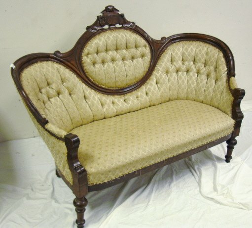 WALNUT VICTORIAN MEDALLION BACK LOVESEAT W/BURL P - 2