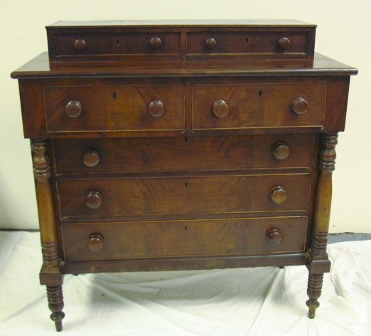 STEP BACK DRESSER ON TURNED FEET W/FULL COLUMN FR