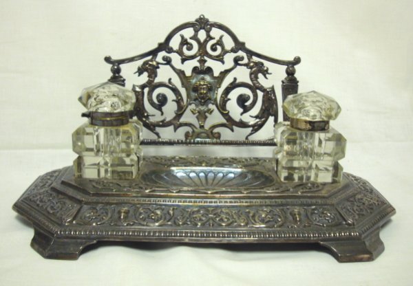 VICTORIAN DOUBLE INKWELL W/CUT BOTTLES; HAS GRYPH