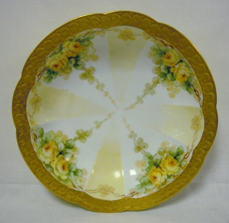 HAND PAINTED BAVARIAN (RC CARMEN) BOWL W/GOLD BOR