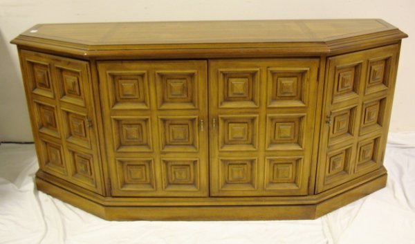 DREXEL 4 DRW CREDENZA; HAS INTERIOR DRWS & SHELVE