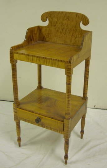 TIGER MAPLE ONE DRW WASHSTAND W/DOVETAILED SPLASH