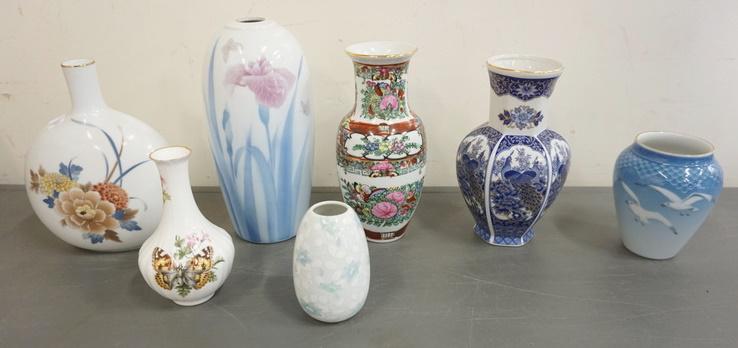 GROUP OF 5 PORCELAIN VASES: GROUP OF 5 PORCELAIN VASES, ASIAN, NORITAKE, DANBURY MINT, FUKAGAWA, ROYAL WORCESTER, ETC