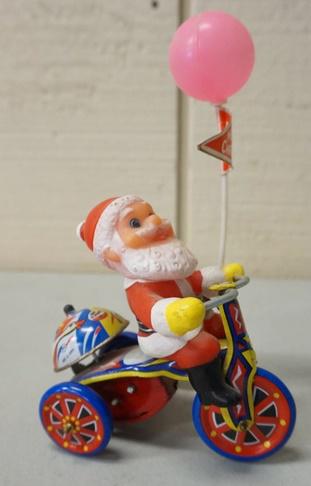 VINTAGE WIND UP TOY SANTA: VINTAGE TOY WIND UP SANTA ON TRICYCLE