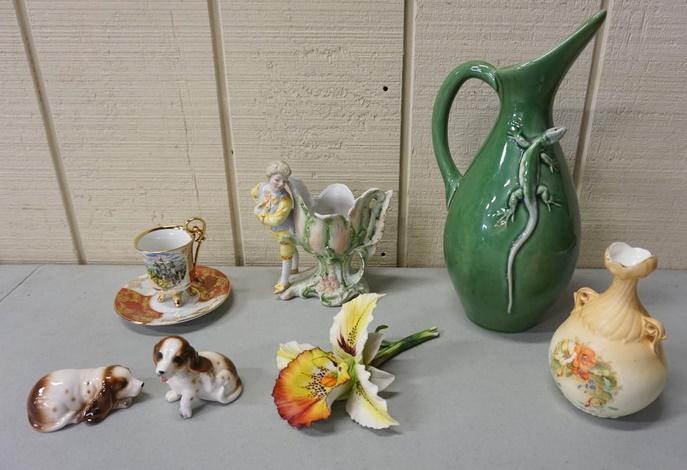 LOT OF CHINA & POTTERY (1 of 3)