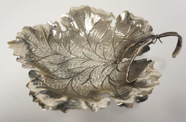 STERLING SILVER LEAF FORM BOWL (1 of 3)