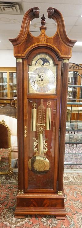 HOWARD MILLER GRANDFATHERS CLOCK: HOWARD MILLER GRANDFATHERS CLOCK W/FLUTED CLLUMNS & INLAY 86 1/2 IN HIGH