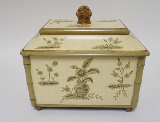 PAINT DECORATED COVERED BOX (1 of 3)
