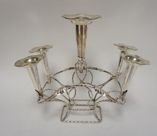SILVER PLATED 5 LILY EPERGNE: SILVER PLATED 5 LILY EPERGNE, 14 1/2 IN WIDE X 13 IN HIGH