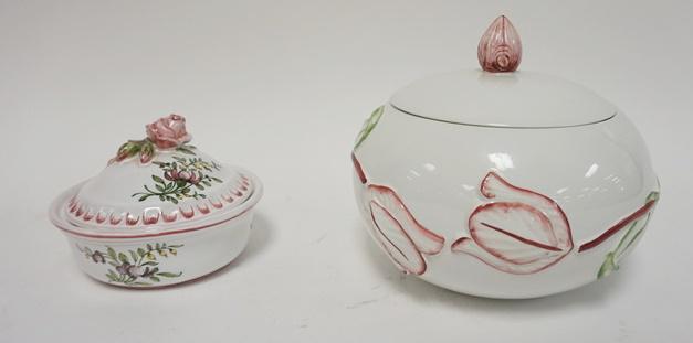 2 CERAMIC COVERED BOWLS (1 of 4)
