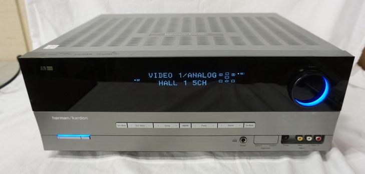 HARMON KARDON AVR HOME THEATER RECEIVER: HARMON KARDON AVR HOME THEATER RECEIVER W/REMOTE & MANUAL, POWERS UP, NO FURTHER TESTING DONE, ESTATE ITEMS SOLD AS IS, ALL VINTAGE ELECTRONICS SHOULD BE LOOKED AT BY A QUALIFIED SERVICE PERSONEL BEFO