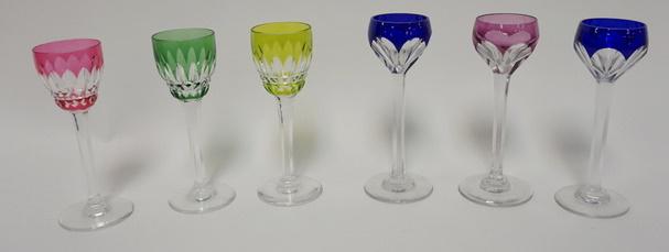 6 COLOR CUT TO CLEAR CORDIALS, 2 PATTERNS: 6 COLOR CUT TO CLEAR CORDIALS, 2 PATTERNS, TALLEST IS 5 3/8 IN