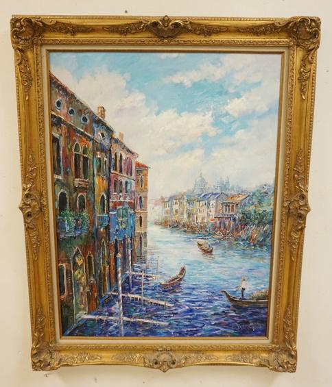 LARGE OIL ON CANVAS VENETIAN SCENE W/CANAL & BOATS: LARGE OIL ON CANVAS VENETIAN SCENE W/CANAL & BOATS IN AN ORNATE GILT FRAME, SIGNED C DEL CAMPO, 39 IN X 48 IN INCLUDING FRAME