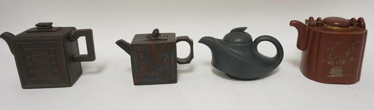 GROUP OF 4 ASIAN TEA POTS: GROUP OF 4 ASIAN TEA POTS, TALLEST IS 4 1/2 IN.