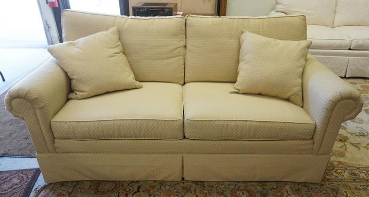 ETHAN ALLEN SOFA: `ETHAN ALLEN SOFA, 78 IN WIDE