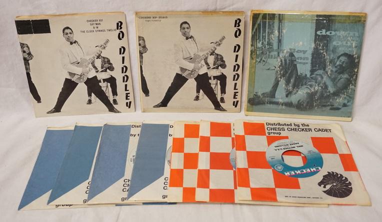 LOT OF 7 CHECKER 45S & 3 CHESS EPS: LOT OF SEVEN CHECKERS 45S & THREE CHESS EPS