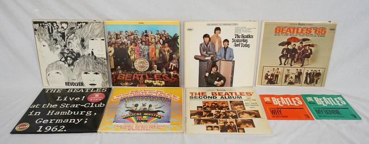 LOT OF 7 BEATLES ABLUMS & 2 45S: LOT OF SEVEN BEATLES ALBUMS & TWO 45S. THE 45S ARE MY BONNIE & WHY BOTHER W/ TONY SHERIDAN. THE ALBUMS ARE; SGT. PEPPER'S LONELY HEARTS CLUB BAND (COMES WITH INSERT) MAGICAL MYSTERY TOUR (HAS ATTACHED