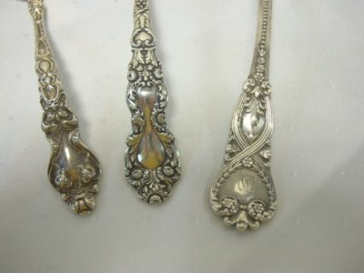 3 SILVER GRAVY LADLES; 7 OZ; LONGEST APPROX 7 1/4 - 2