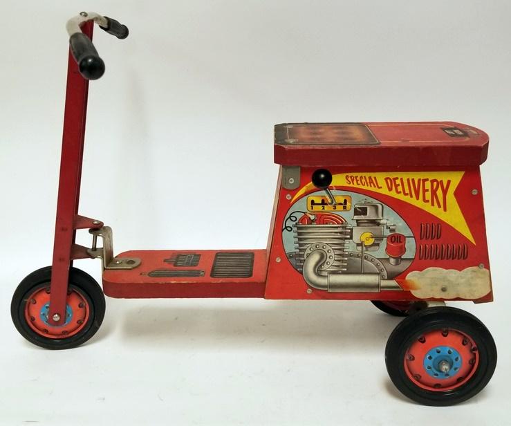 ANTIQUE TOY MOTORCYCLE RIDING TOY (1 of 8)