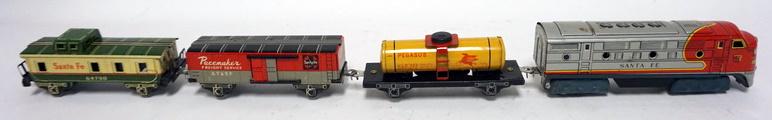 VINTAGE TIN FRICTION TOY TRAIN WITH TRACK MARKED JAPAN (1 of 4)