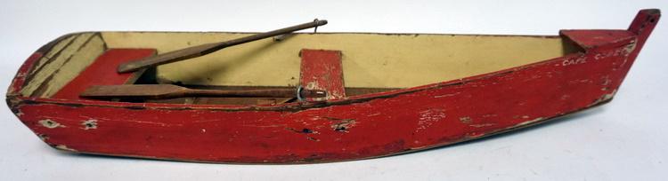 WOOD TOY ROW BOAT WITH OARS: WOOD TOY ROW BOAT WITH OARS
