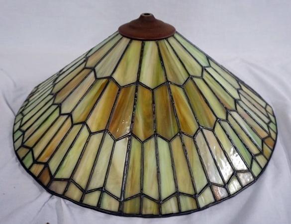 GREEN SLAG LAMP SHADE (1 of 1)